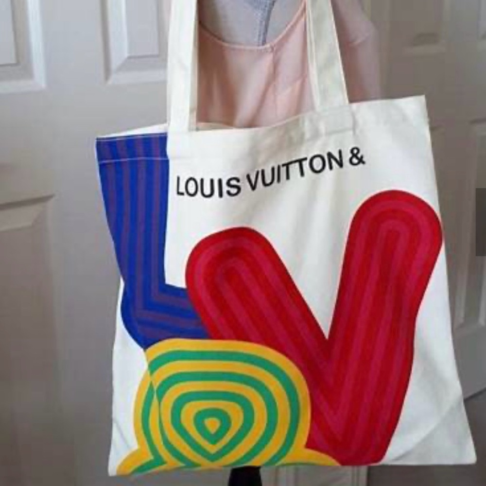 LV Tote
